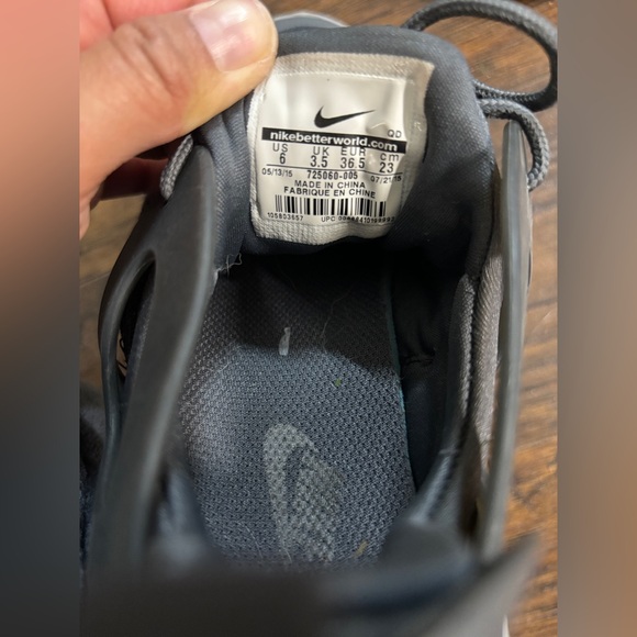 Nike Womens Free Viritous 725060-005 Gray Running Shoes Sneakers Size 6 - Picture 5 of 6